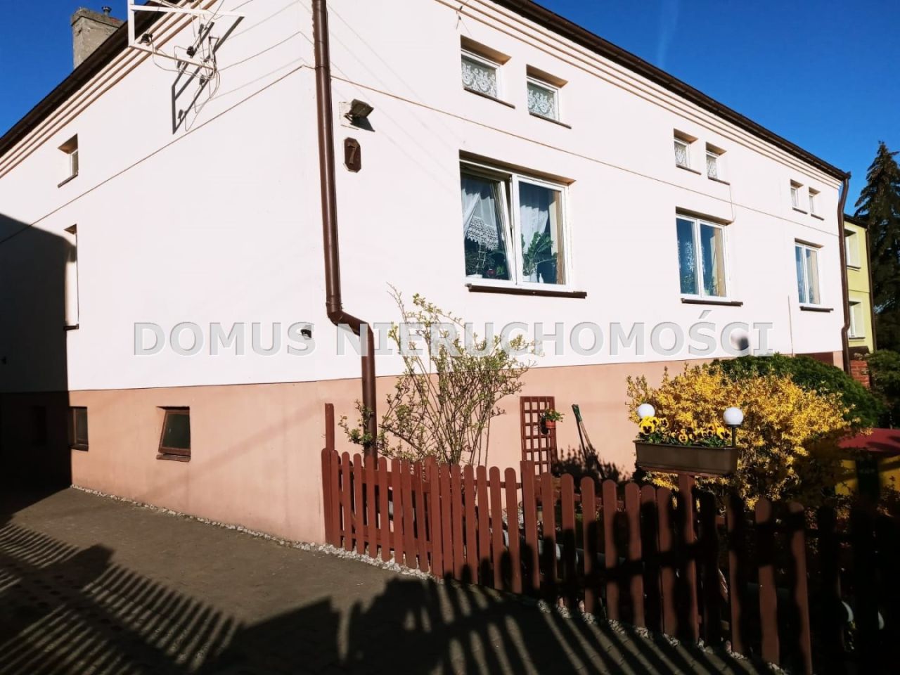 dom wolnostojący, 6 pokoi Rogów. Zdjęcie 15