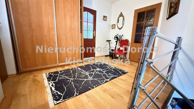 dom wolnostojący, 10 pokoi Tomaszów Mazowiecki. Zdjęcie 12