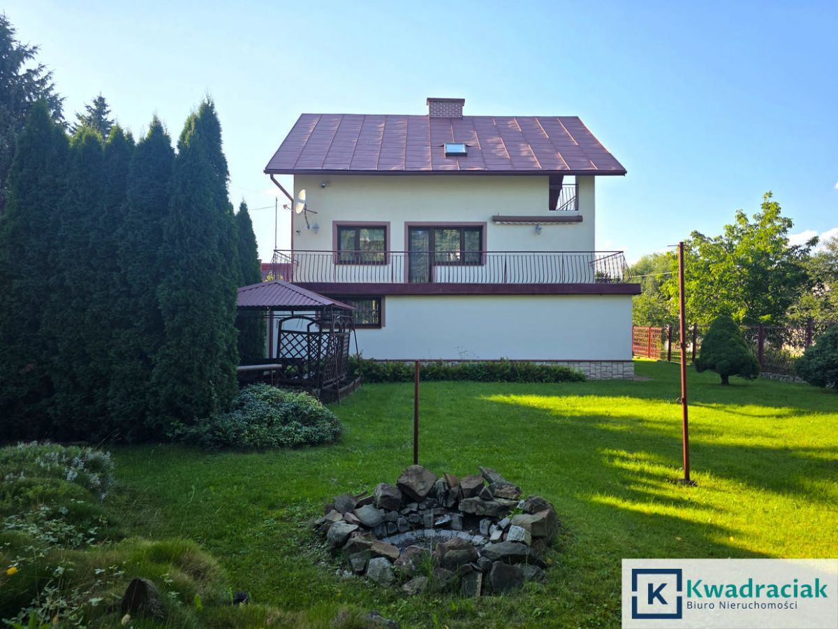 dom wolnostojący, 7 pokoi Besko. Zdjęcie 4