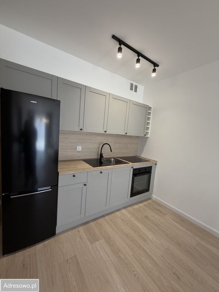 Mieszkanie 2-pokojowe Szczecin Zawadzkiego-Klonowica. Zdjęcie 3