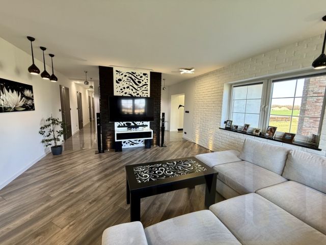 dworek, 7 pokoi Wilkowice. Zdjęcie 4