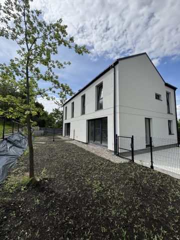 Mieszkanie 4-pokojowe Bielsko-Biała Straconka, ul. Wspólna. Zdjęcie 1