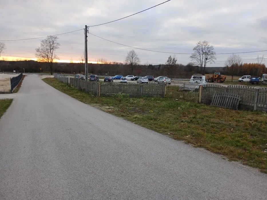 Działka inwestycyjna Lisów. Zdjęcie 2