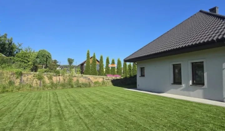 dom wolnostojący, 6 pokoi Tomaszowice