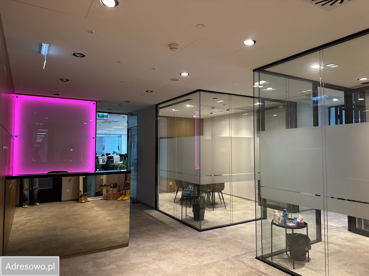 Biuro Warszawa Śródmieście, ul. Emilii Plater. Zdjęcie 9