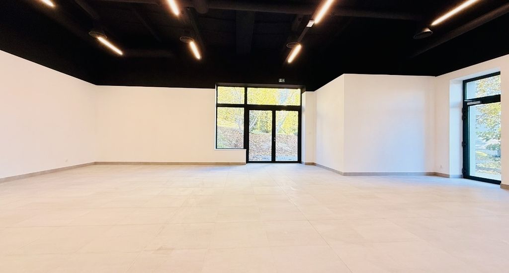 Lokal Rzeszów, al. Wincentego Witosa. Zdjęcie 6