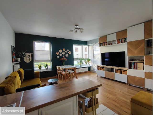 Mieszkanie 3-pokojowe Warszawa Saska Kępa, ul. Jana Nowaka-Jeziorańskiego. Zdjęcie 1