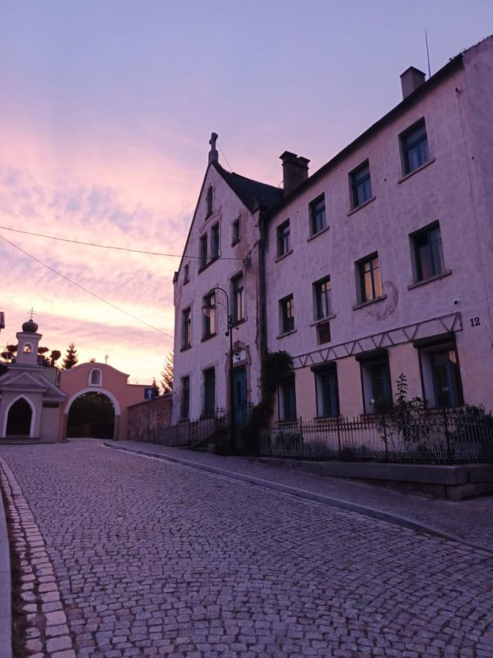 kamienica, 14 pokoi Wambierzyce, ul. ks. Tadeusza Michalika. Zdjęcie 30