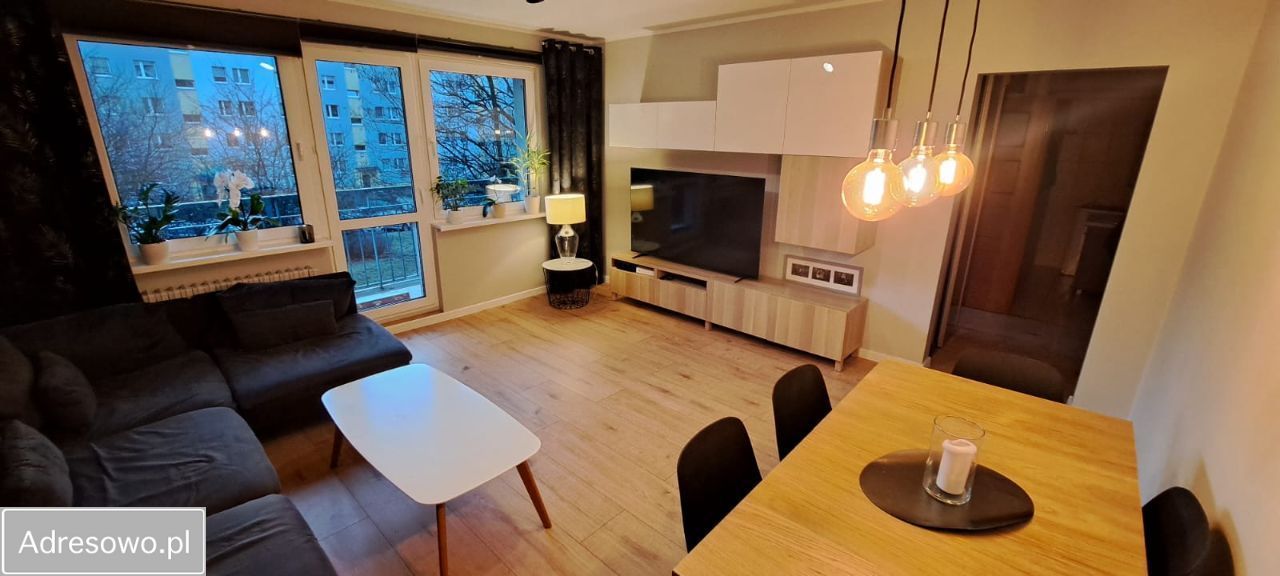 Mieszkanie 3-pokojowe Zabrze. Zdjęcie 1