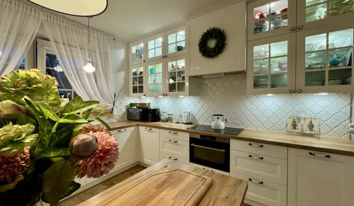 dom wolnostojący, 5 pokoi Jelenia Góra