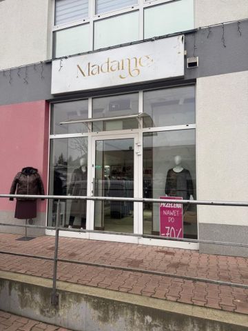 Lokal Strzelin, ul. Dzierżoniowska. Zdjęcie 1