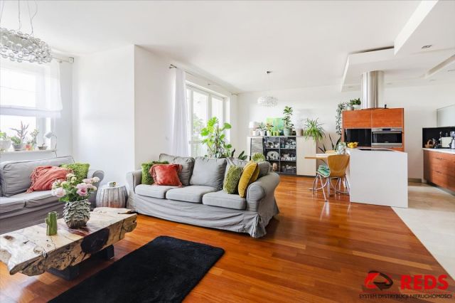 Mieszkanie 3-pokojowe Warszawa Praga-Południe, ul. Kobielska. Zdjęcie 1