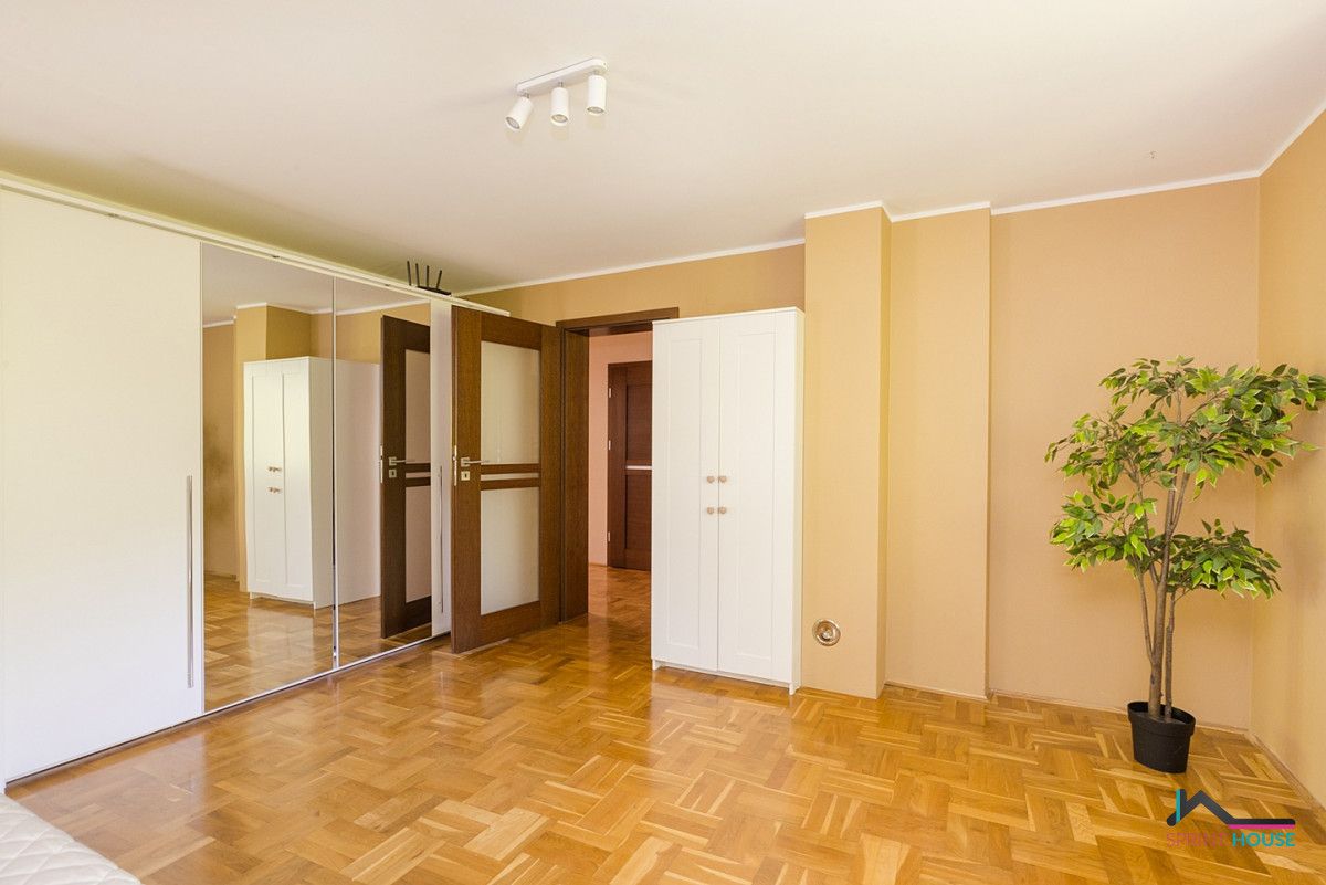 dom wolnostojący, 5 pokoi Józefów, ul. Jachowicza. Zdjęcie 27