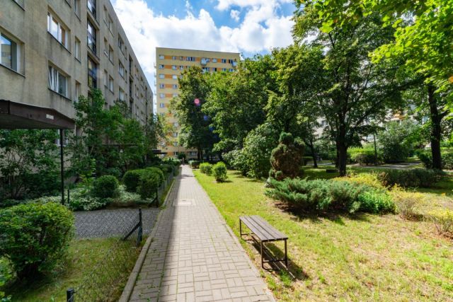 Mieszkanie 3-pokojowe Warszawa Mokotów, ul. Konstancińska. Zdjęcie 1