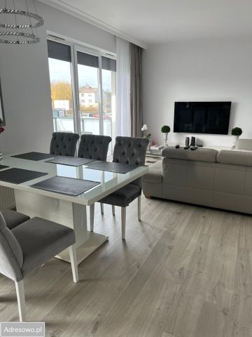 Mieszkanie 3-pokojowe Niemcz, ul. Olszynki. Zdjęcie 1