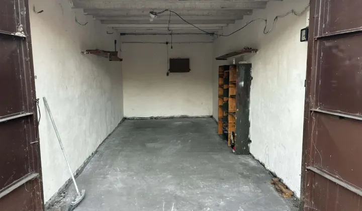 Garaż/miejsce parkingowe Zielonka, ul. Jarzębinowa