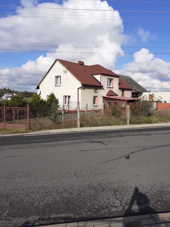 dom wolnostojący, 5 pokoi Kobyla. Zdjęcie 1