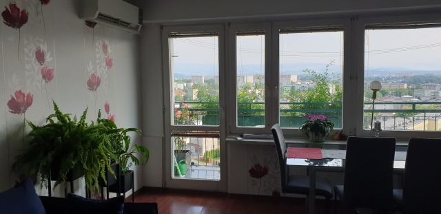 Mieszkanie 3-pokojowe Nowy Sącz Barskie, ul. mjr. "Hubala". Zdjęcie 1
