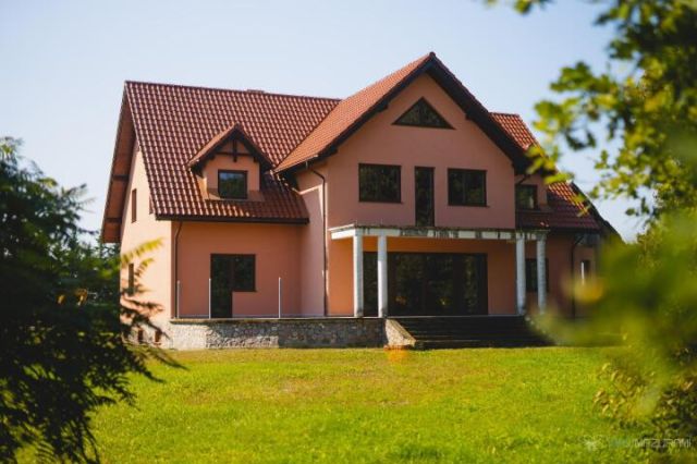 dom wolnostojący, 6 pokoi Czerwony Dwór. Zdjęcie 4