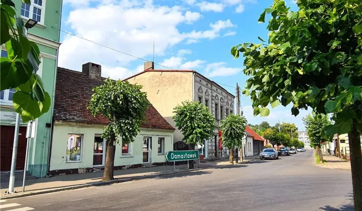 kamienica Janowiec Wielkopolski, ul. Plac Wolności