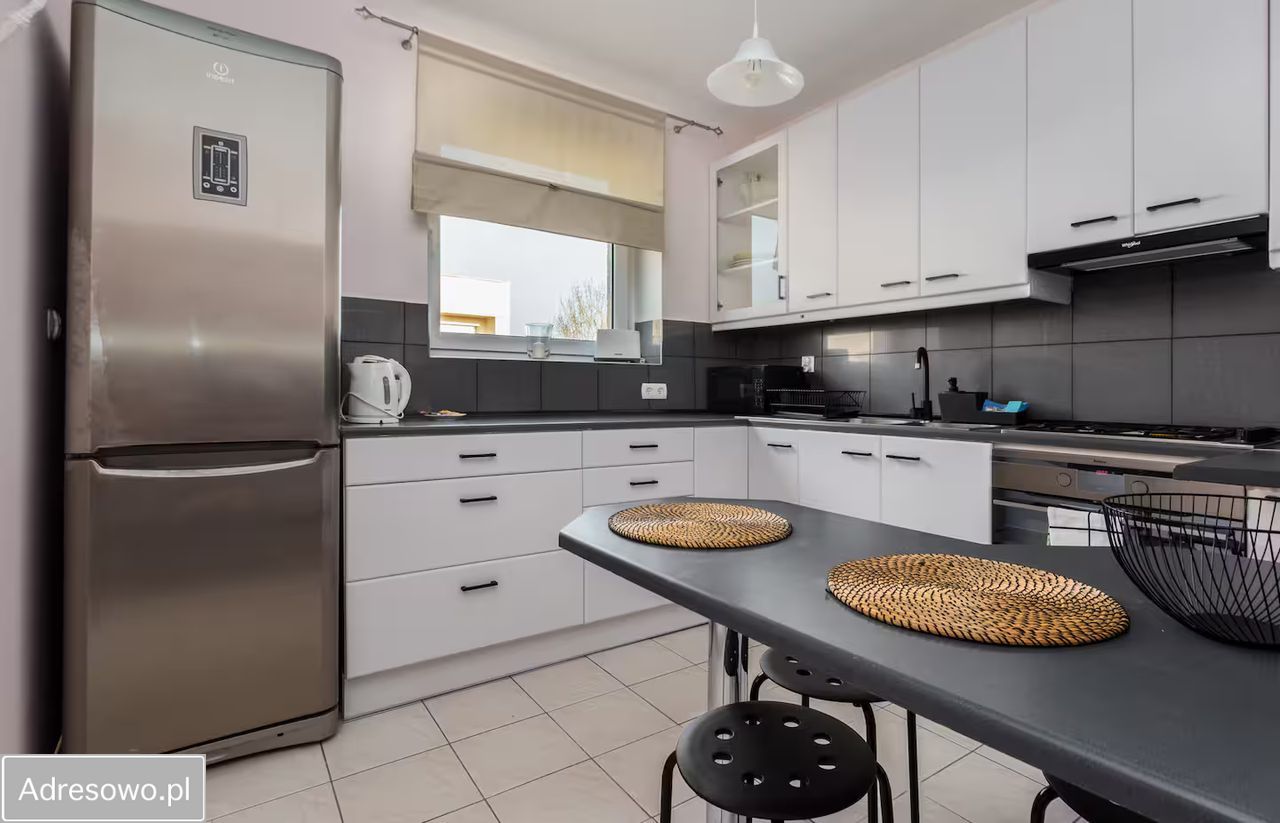 Mieszkanie 2-pokojowe Gdynia Obłuże, ul. mjr. Henryka Sucharskiego. Zdjęcie 3