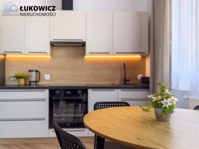 Mieszkanie 2-pokojowe Bielsko-Biała. Zdjęcie 4