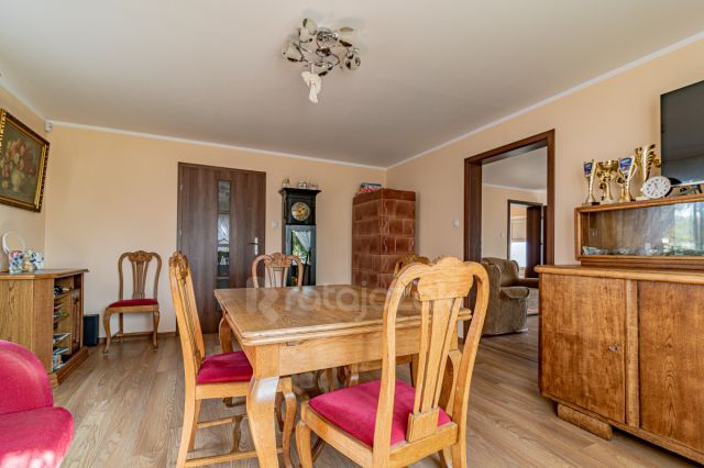 dom wolnostojący, 5 pokoi Kłodawa. Zdjęcie 5