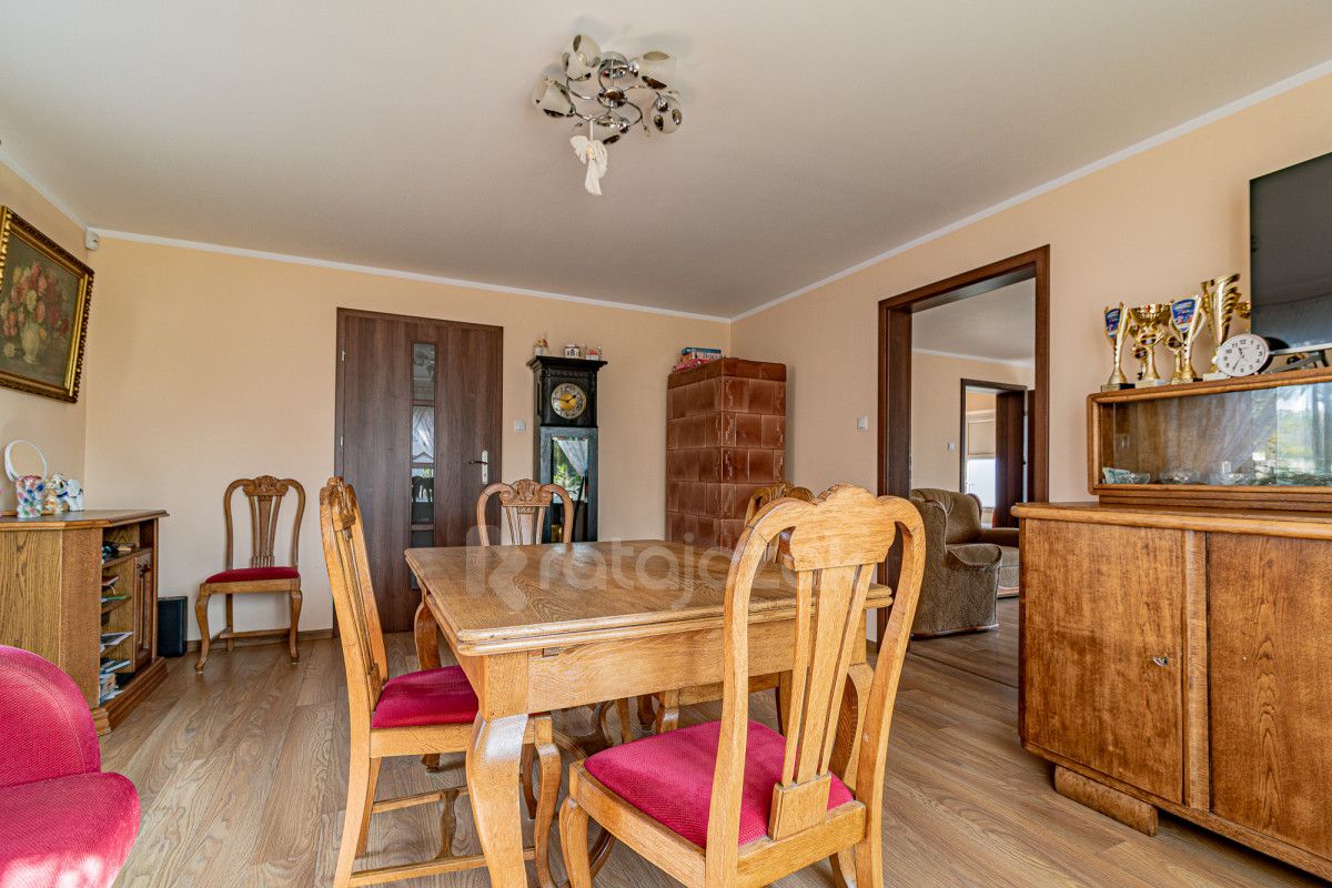 dom wolnostojący, 5 pokoi Kłodawa. Zdjęcie 5