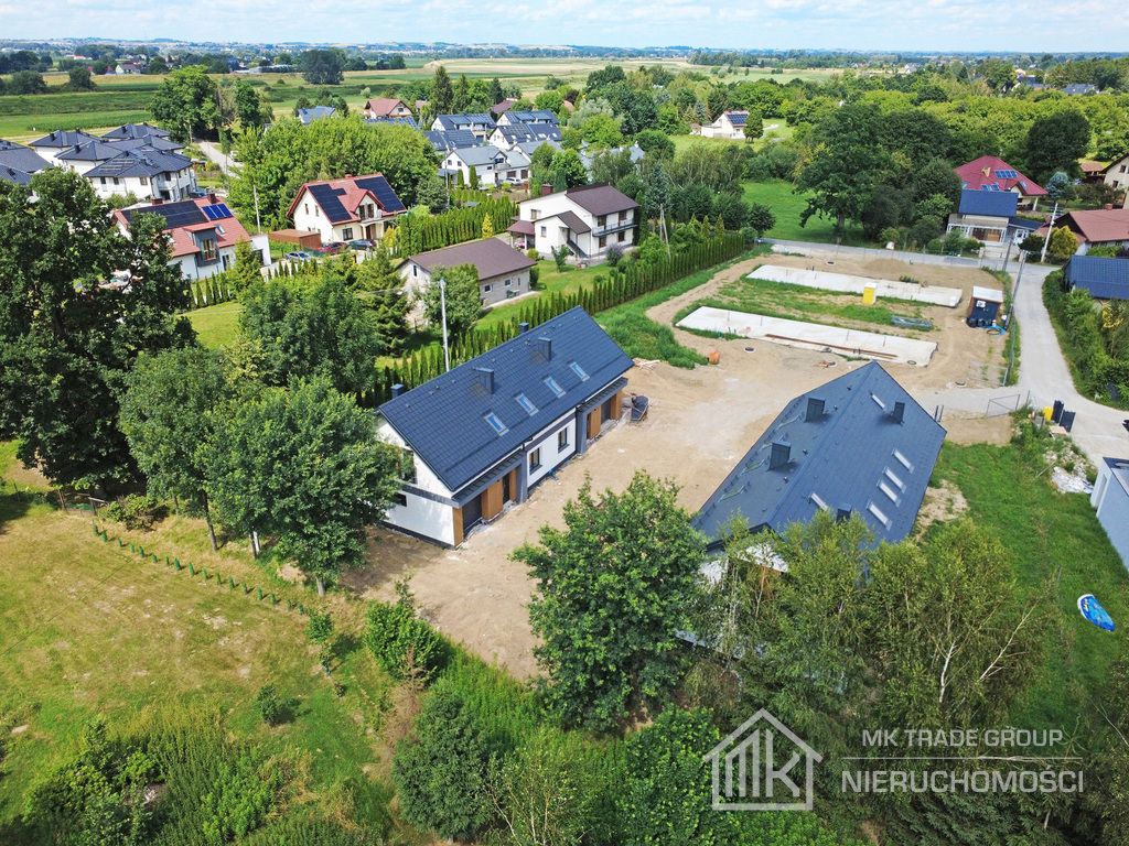 bliźniak, 5 pokoi Niepołomice Grobla. Zdjęcie 8
