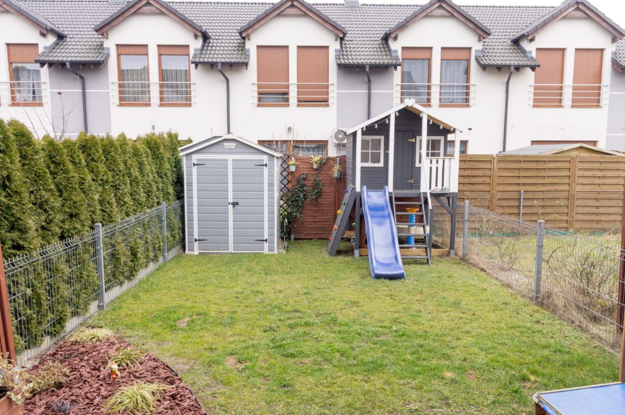 dom szeregowy, 4 pokoje Plewiska, ul. Szkolna