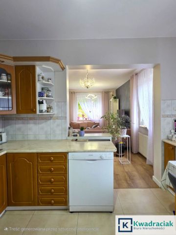 dom wolnostojący, 5 pokoi Zahutyń. Zdjęcie 10