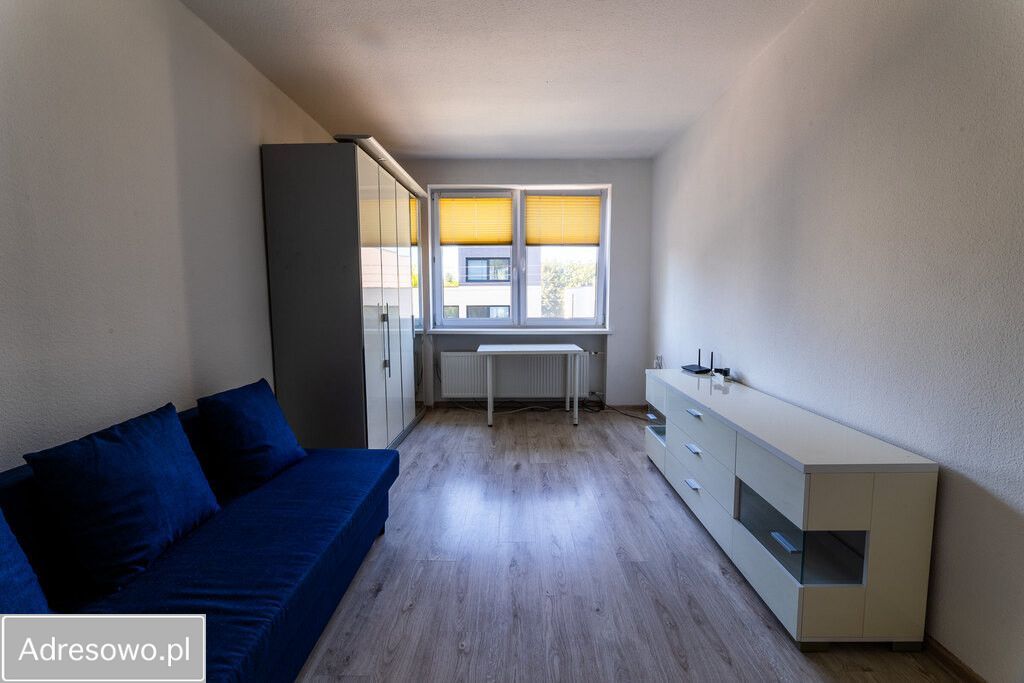 bliźniak, 10 pokoi Poznań Wola. Zdjęcie 4