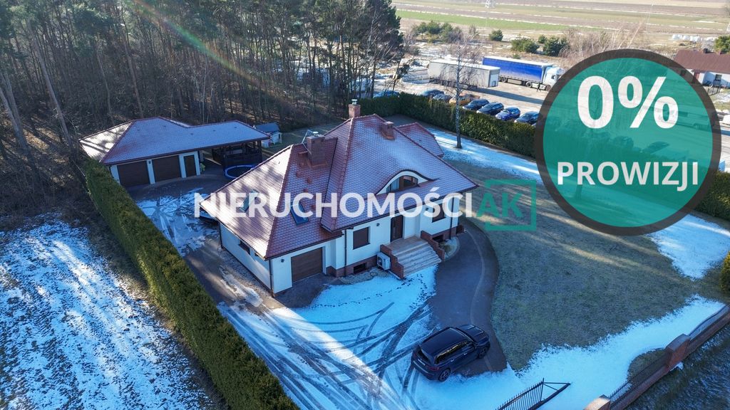 dom wolnostojący, 6 pokoi Ślesin. Zdjęcie 1