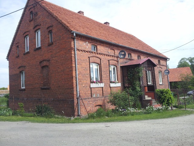 dom wolnostojący, 3 pokoje Piotrkowice, Piotrkowice. Zdjęcie 1