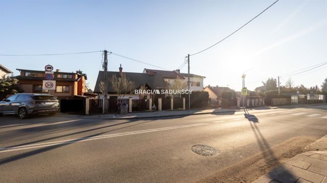 dom wolnostojący, 3 pokoje Kraków Zwierzyniec, ul. Księcia Józefa. Zdjęcie 6