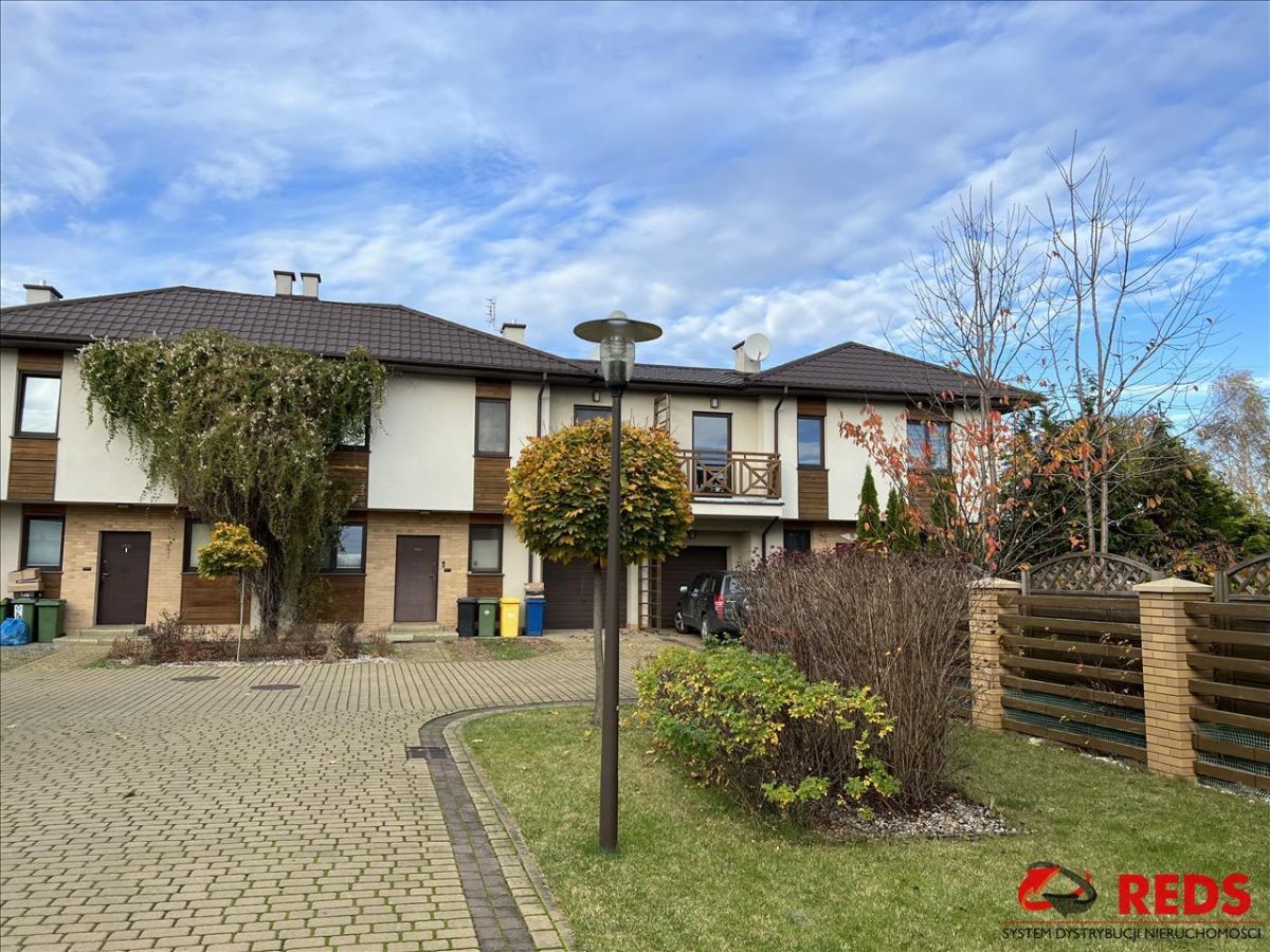 dom szeregowy, 5 pokoi Nowa Wola, ul. Dzikiej Róży