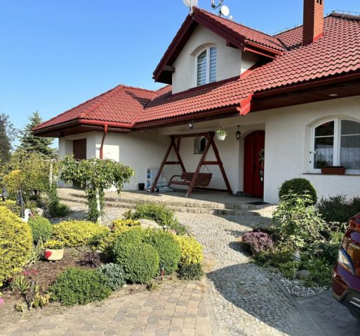 dom wolnostojący, 5 pokoi Bojano, ul. Pasieczna. Zdjęcie 1