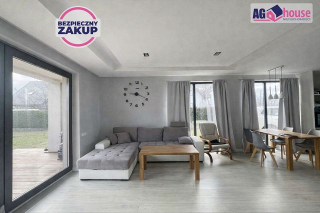 Mieszkanie 6-pokojowe Starzyński Dwór, ul. Długa. Zdjęcie 2