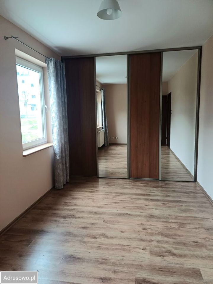 Mieszkanie 3-pokojowe Gorzów Wielkopolski Górczyn, ul. Plac Jana Pawła II. Zdjęcie 3