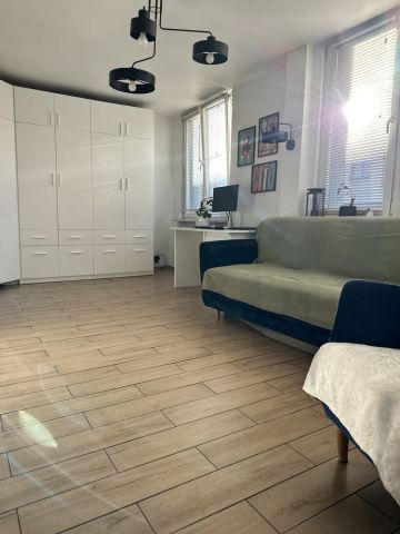 Mieszkanie 2-pokojowe Chorzów, ul. ks. Antoniego Stabika. Zdjęcie 1