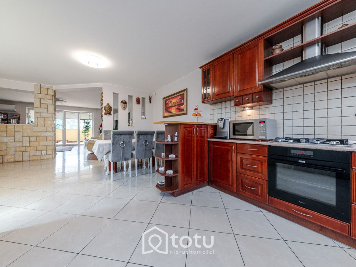 dom szeregowy, 6 pokoi Warszawa Ursus, ul. Ochocka. Zdjęcie 3