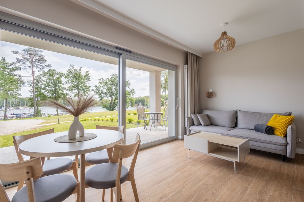 Mieszkanie 1-pokojowe Pierkunowo. Zdjęcie 1