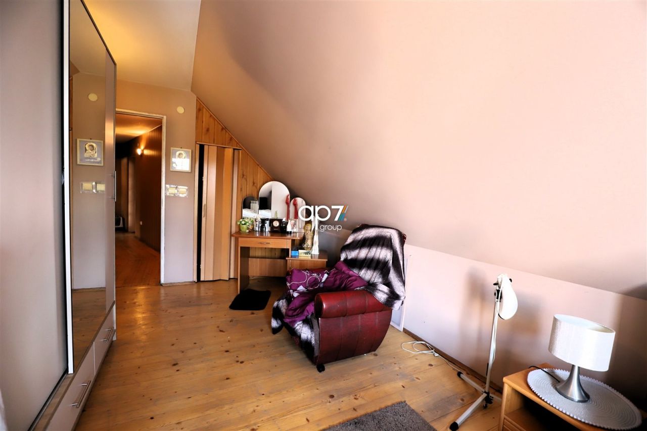 dom wolnostojący, 5 pokoi Wieliczka, ul. ks. Zygmunta Goliana. Zdjęcie 7