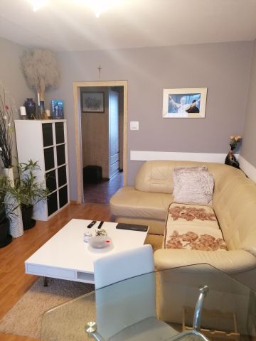 Mieszkanie 3-pokojowe Tomaszów Mazowiecki Niebrów, ul. Romualda Mielczarskiego. Zdjęcie 1