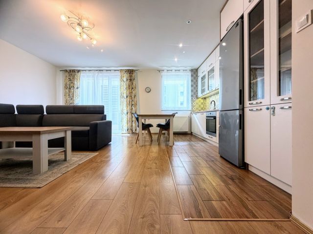 Mieszkanie 3-pokojowe Rzeszów, ul. Dynowska. Zdjęcie 2