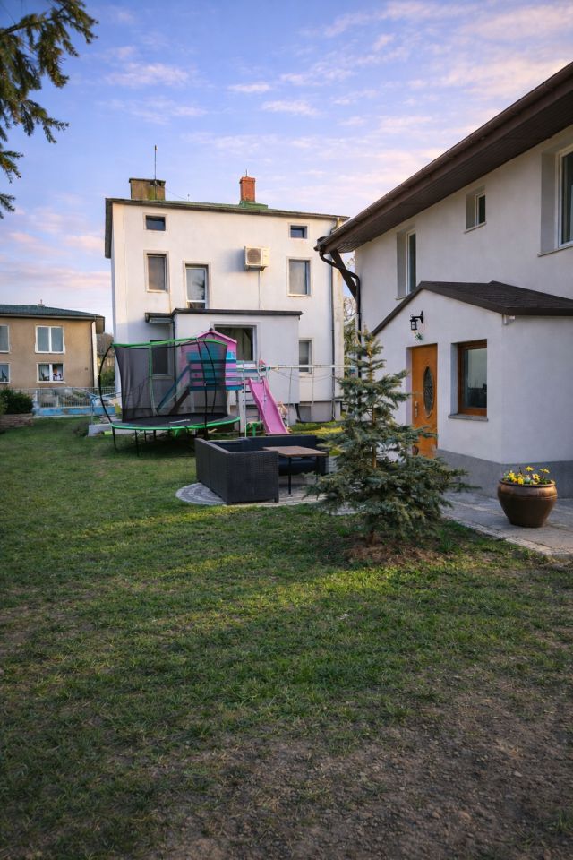 dom wolnostojący, 5 pokoi Lubliniec Centrum, ul. Szarych Szeregów. Zdjęcie 1