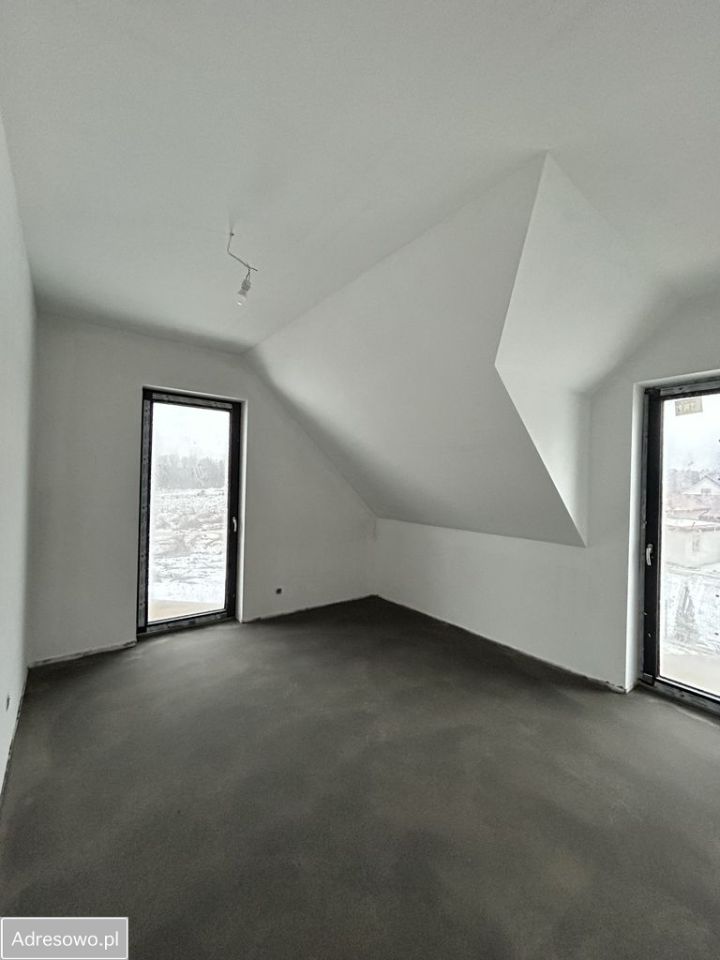 dom wolnostojący, 4 pokoje Nowe Grabie. Zdjęcie 6