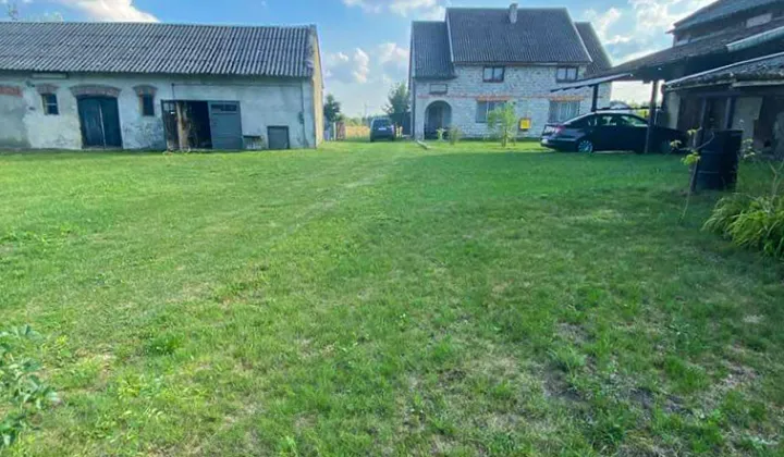 dom wolnostojący, 7 pokoi Wierzbica