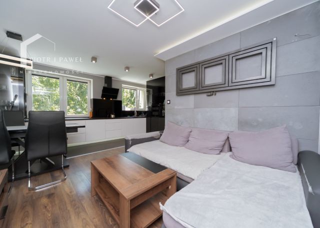 Mieszkanie 3-pokojowe Bielsko-Biała, ul. Żywiecka. Zdjęcie 1