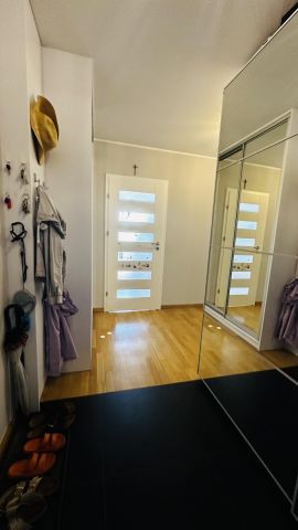Mieszkanie 3-pokojowe Warszawa Sadul, ul. Mielecka. Zdjęcie 4